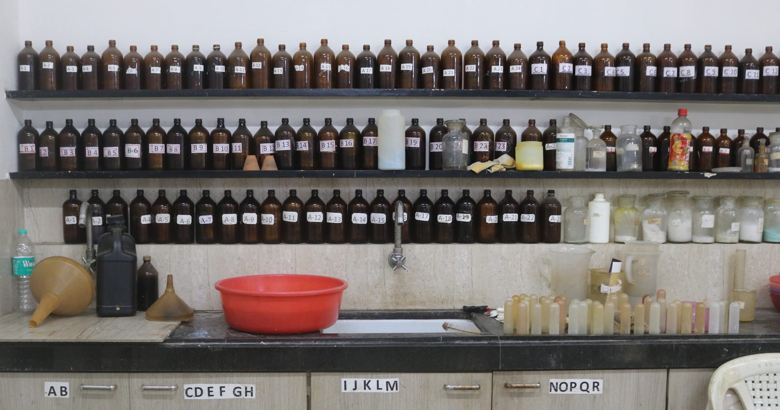 Chemistry lab apparatus