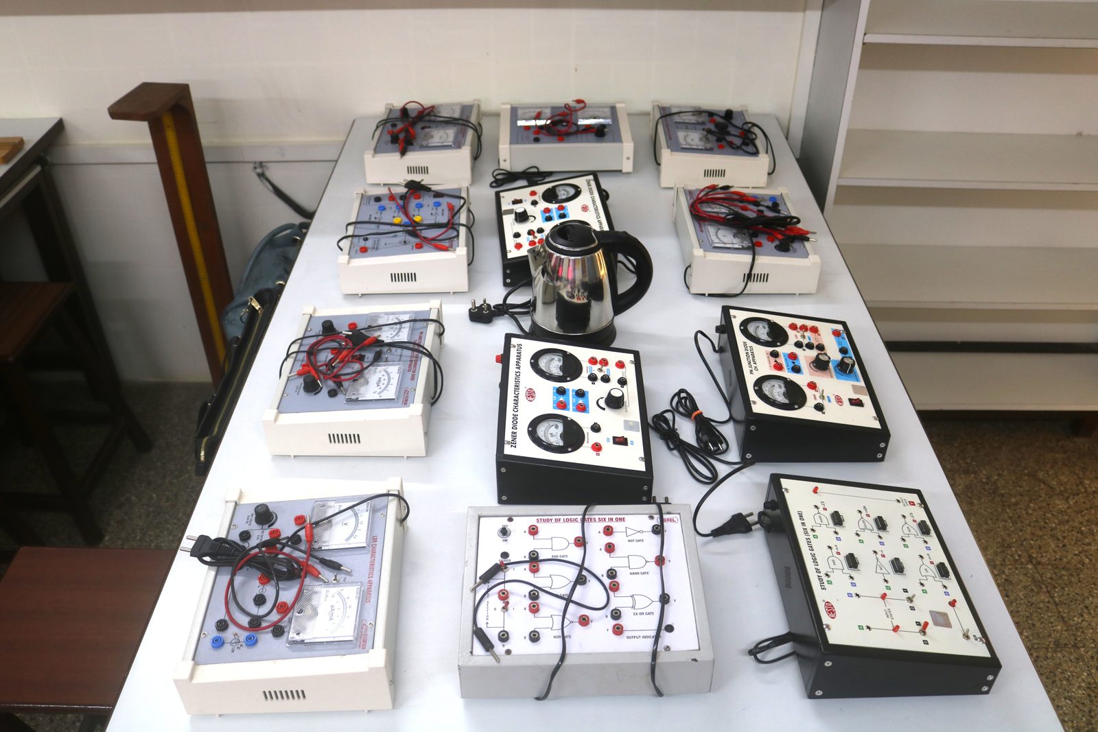 Rheostats, ammeters and voltmeters (Physics apparatus)